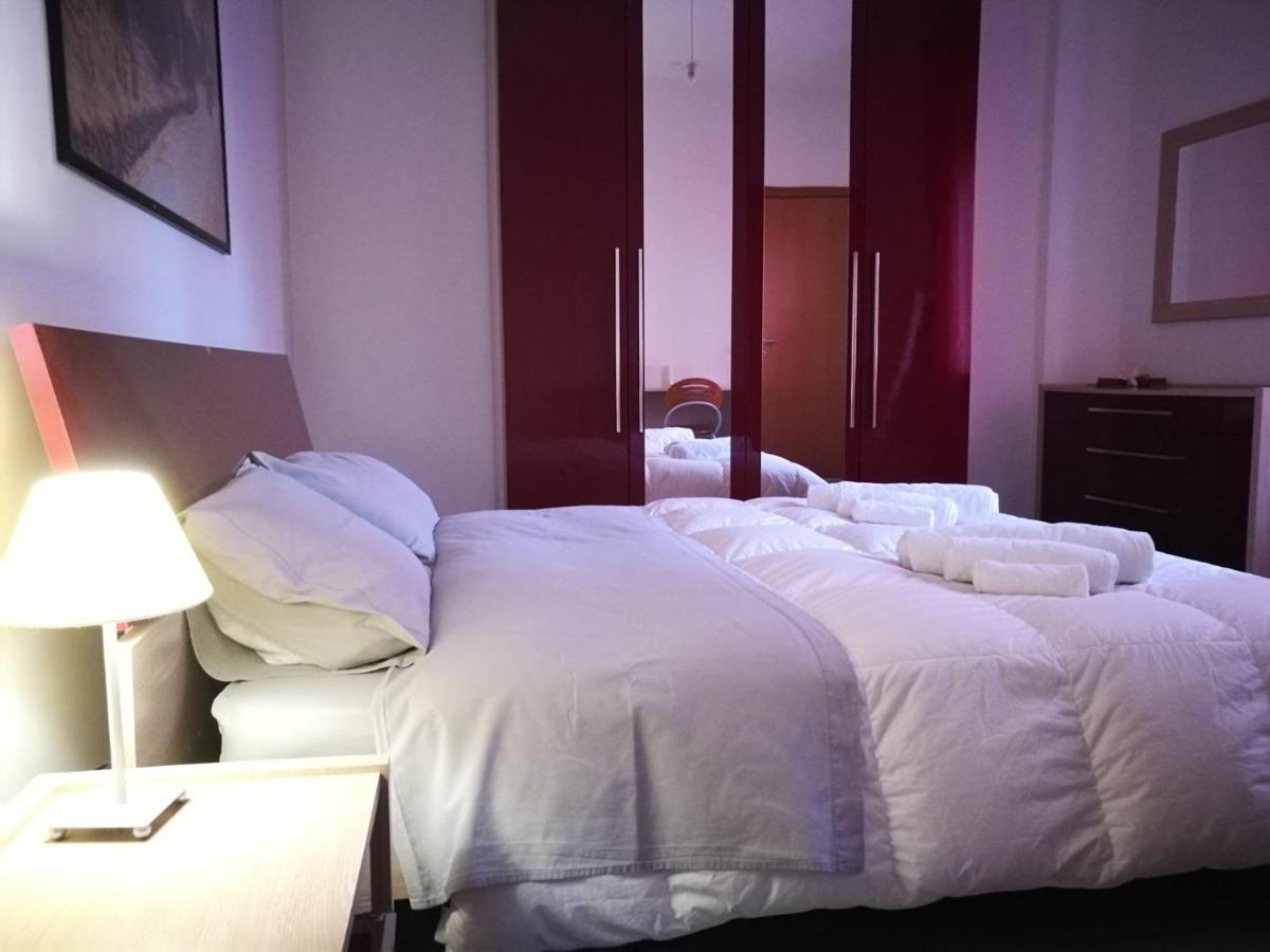 Apartmán "Casa Giuliari" In Borgo Roma Vicino Policlinico Univr Fiera Verona Exteriér fotografie