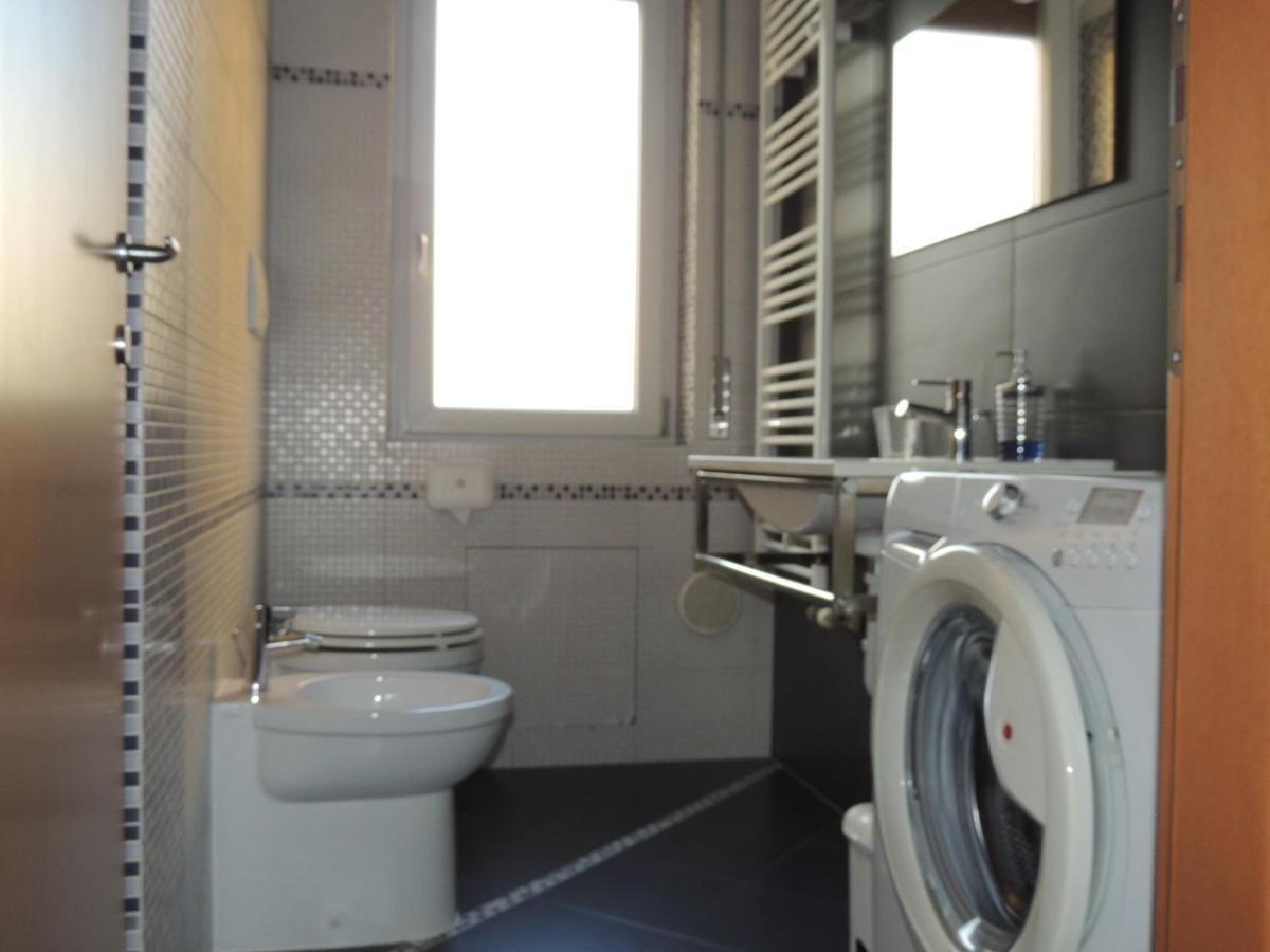 Apartmán "Casa Giuliari" In Borgo Roma Vicino Policlinico Univr Fiera Verona Exteriér fotografie
